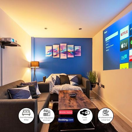 Spacious 1 Bedroom Apartment With 4K Cinema Experience By Green Haven Escapes In Bradford Bradford  Extérieur photo