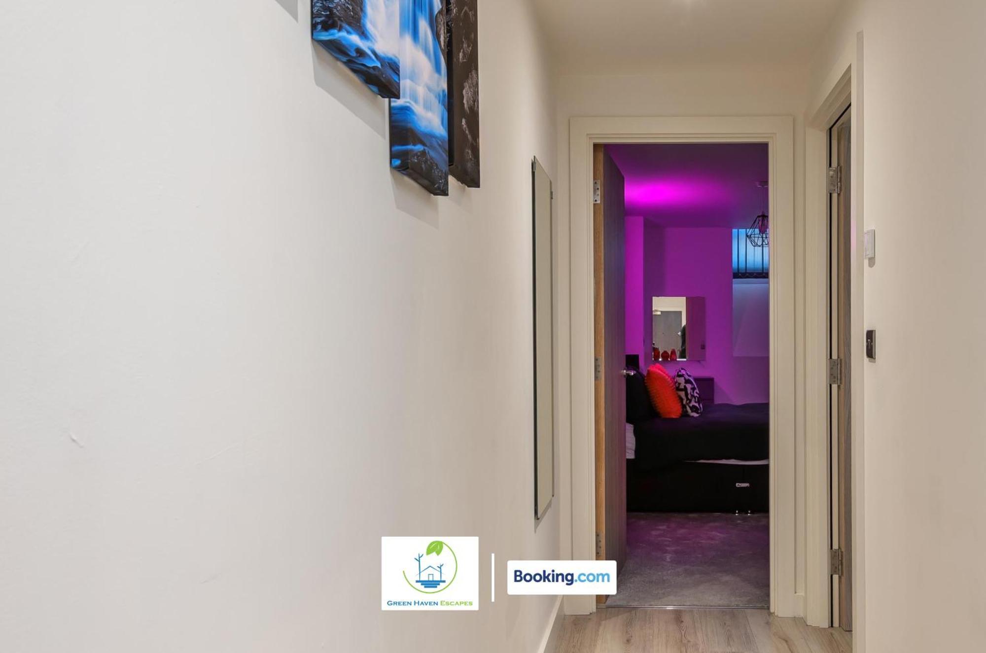 Spacious 1 Bedroom Apartment With 4K Cinema Experience By Green Haven Escapes In Bradford Bradford  Extérieur photo